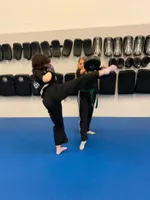 Teens Kickboxing 12-15 year olds